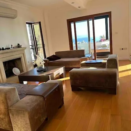 Villa With Sea View & Pool Bodrum